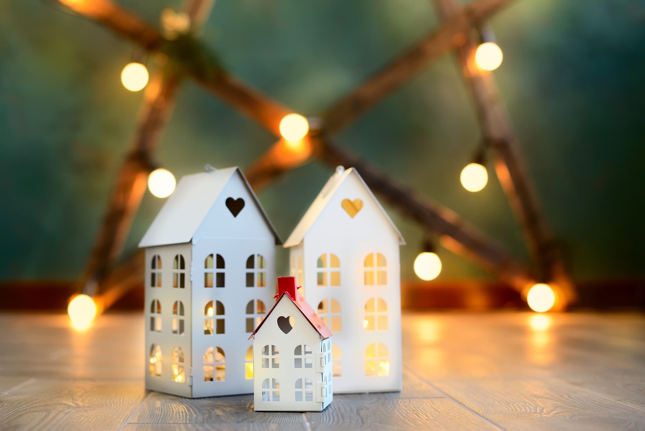 4 Great Reasons to Buy a Home During the Holiday Season